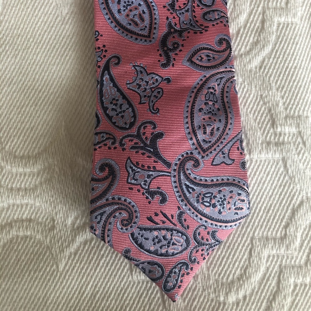Pink Paisley Tie